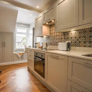 The Bribie Apartment Harrogate