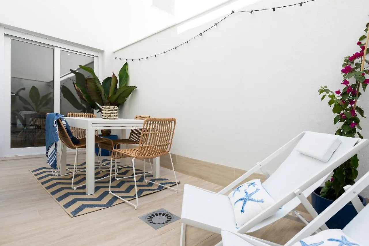Apartamento Mistral Playa La Caleta Ascensor Grupo Ac Gestion Cádiz España