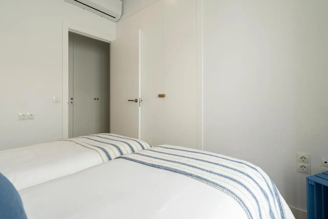 Apartamento Mistral Playa La Caleta Ascensor Grupo Ac Gestion Cádiz España