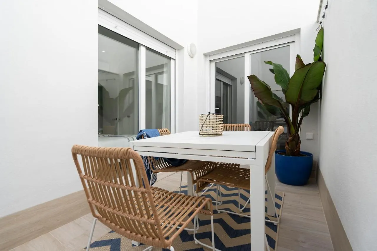 Apartamento Mistral Playa La Caleta Ascensor Grupo Ac Gestion Cádiz España